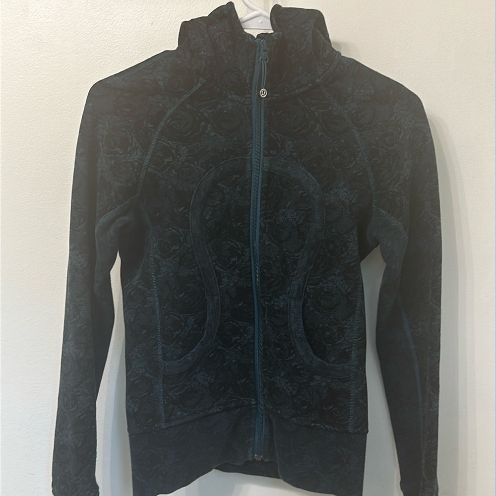 lululemon athletica define jacket